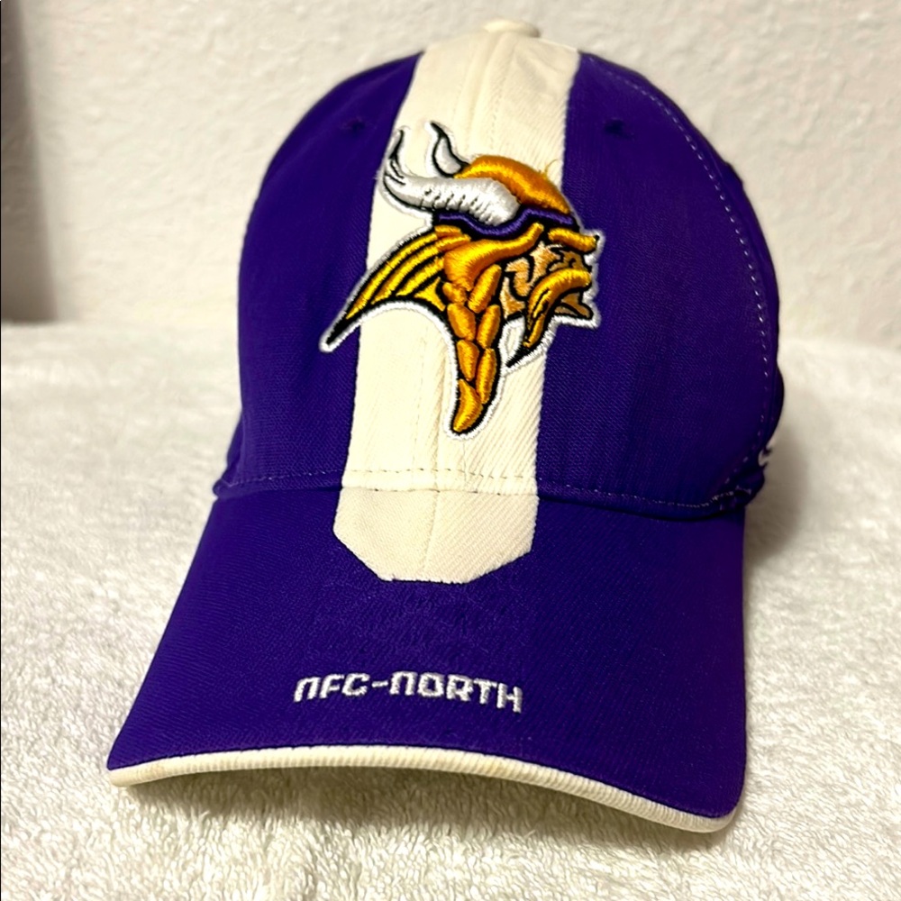 Minnesota Vikings NFL Reebok Stretch Fit Band Baseball Hat Solo Stripe one size